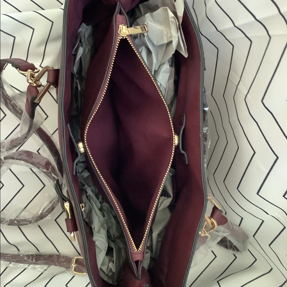 Charlie Paige Tote Bag - Picture 6 of 9